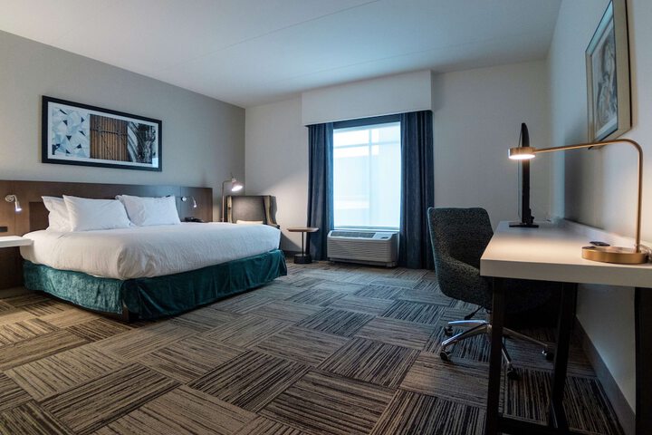 Room 28 of 45