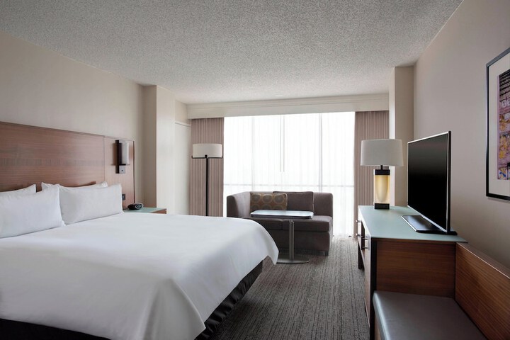 Room 20 of 53