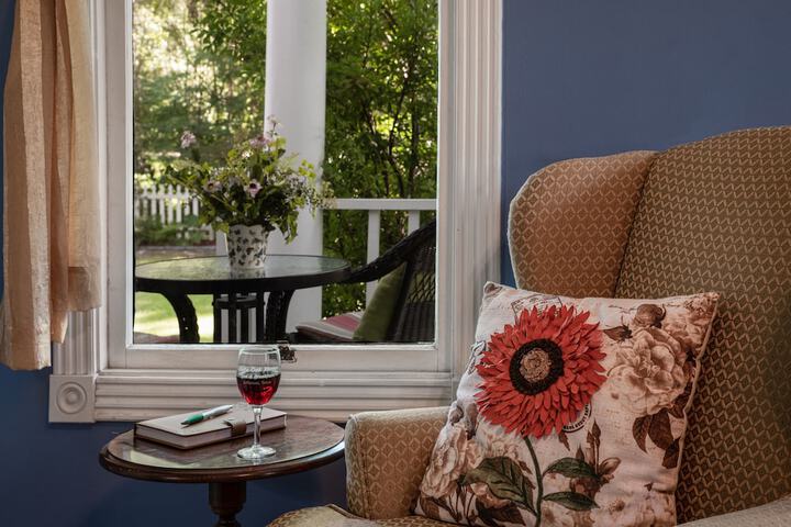 White Oak Manor Bed & Breakfast