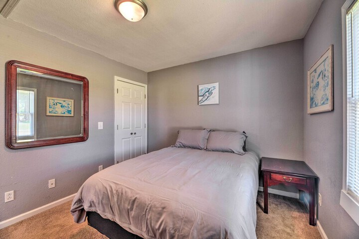 Cozy Pantego Cottage 5 Miles to Belhaven!
