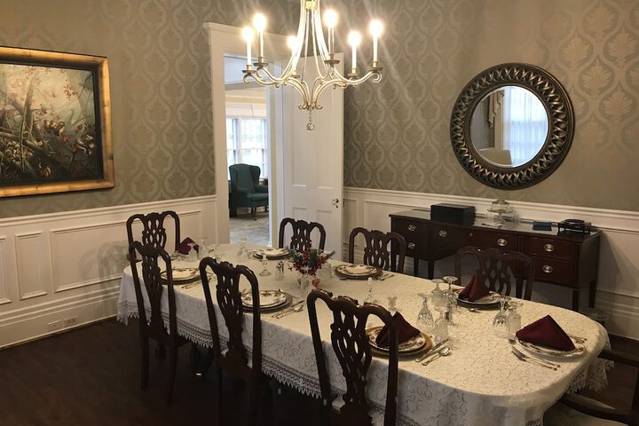 The Pepin Mansion Historic B & B