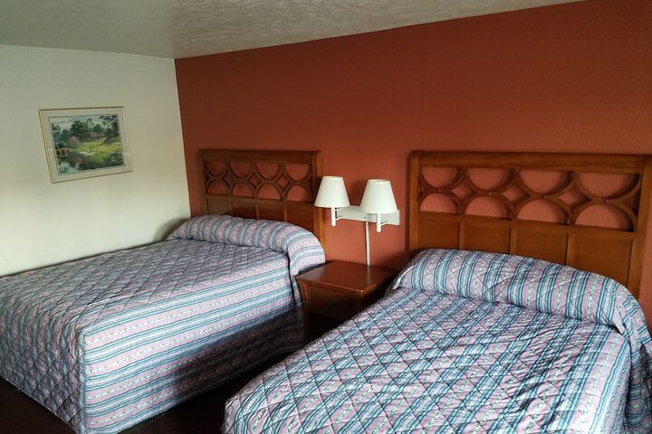 Room 7 of 13