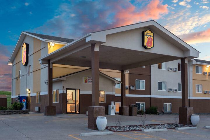 Hotel 2 of 35