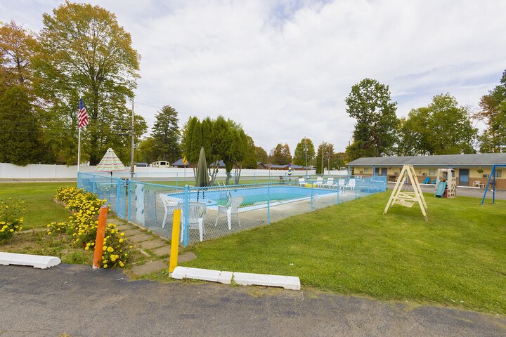 Pool 7 of 62