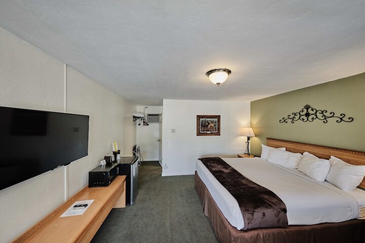 Room 54 of 89