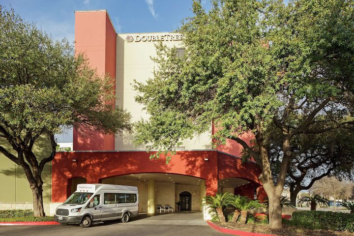 Hotel 3 of 38