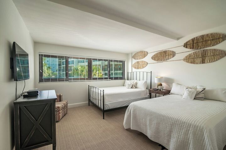 Litchfield Beach & Golf Resort