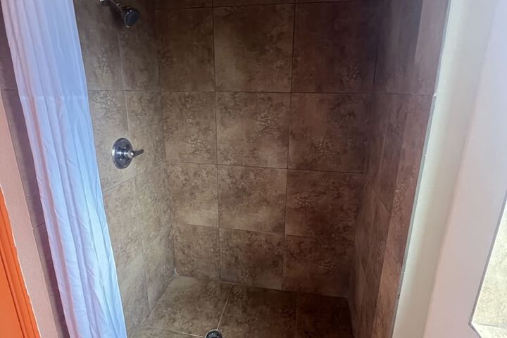 Room 52 of 58