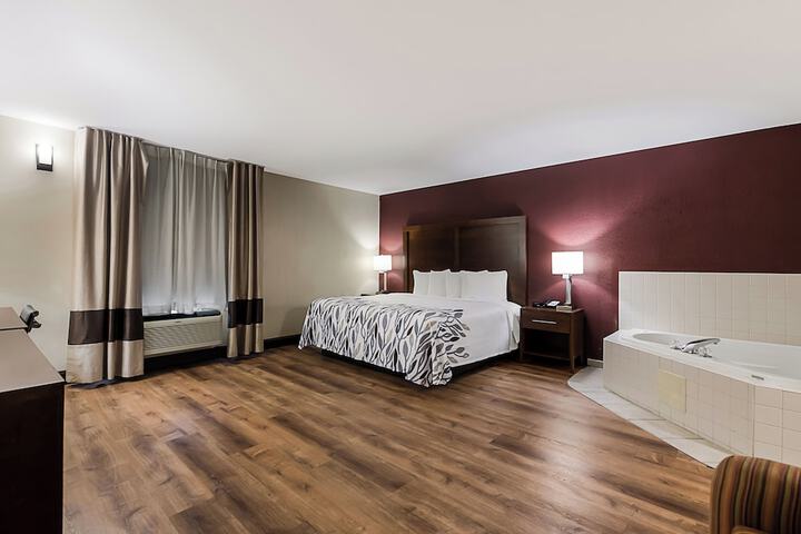 Room 19 of 25