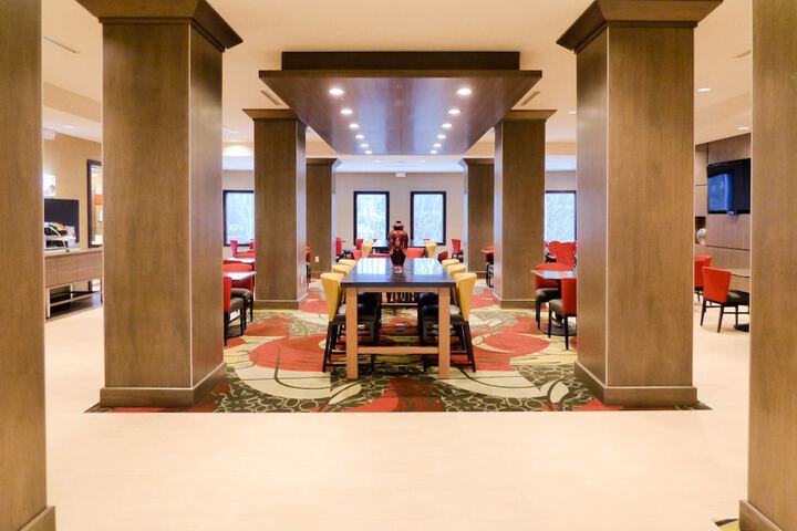 Holiday Inn Express & Suites Plymouth - Ann Arbor Area by IHG