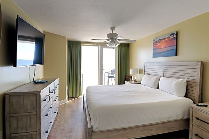 Room 15 of 22