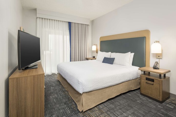 Room 18 of 31