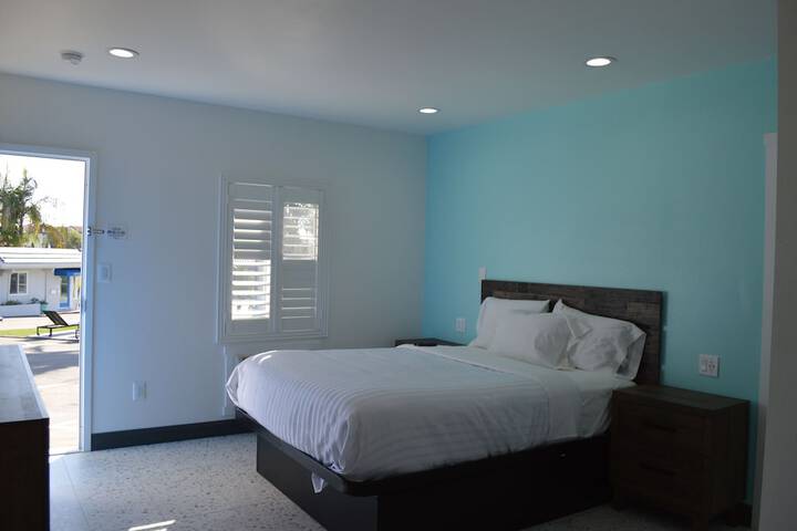 Room 35 of 42