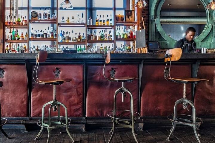 Lounge 89 of 108