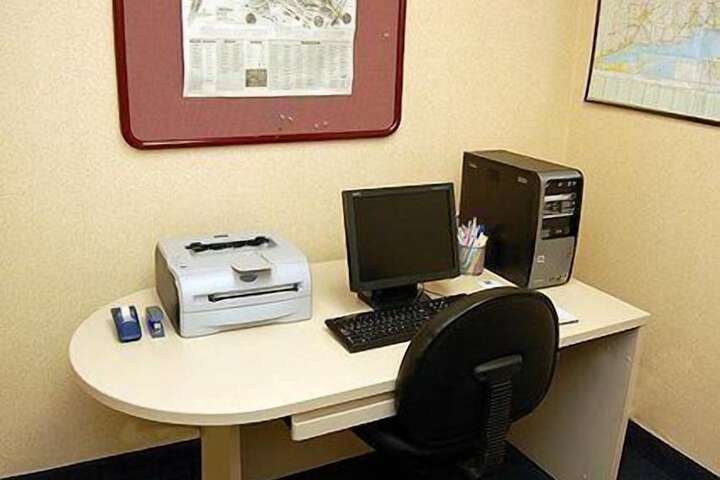 Comfort Inn & Suites Dayville - Killingly Industrial Park