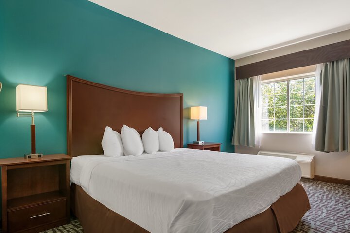 Room 20 of 36