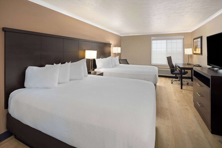 Ramada by Wyndham Moses Lake