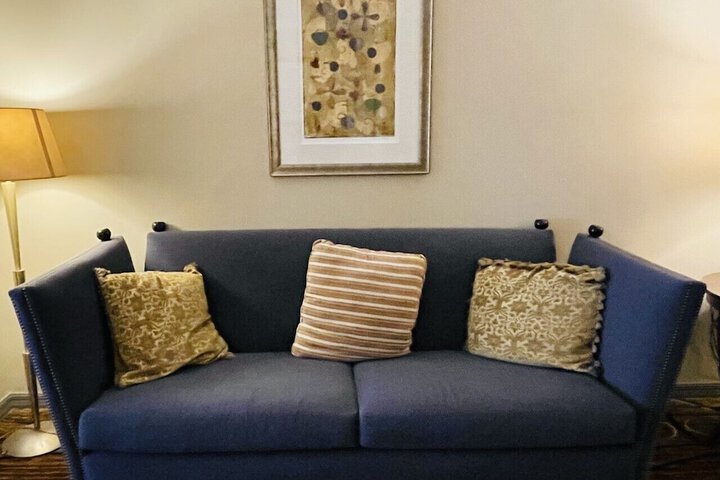 Room 12 of 35