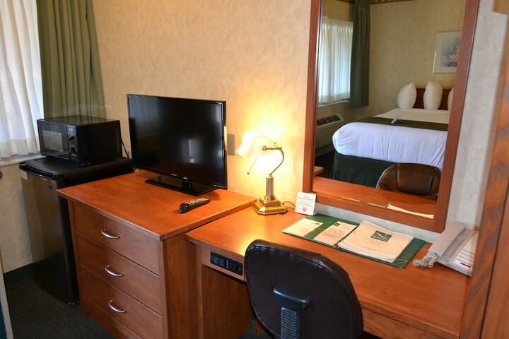 Room 14 of 66