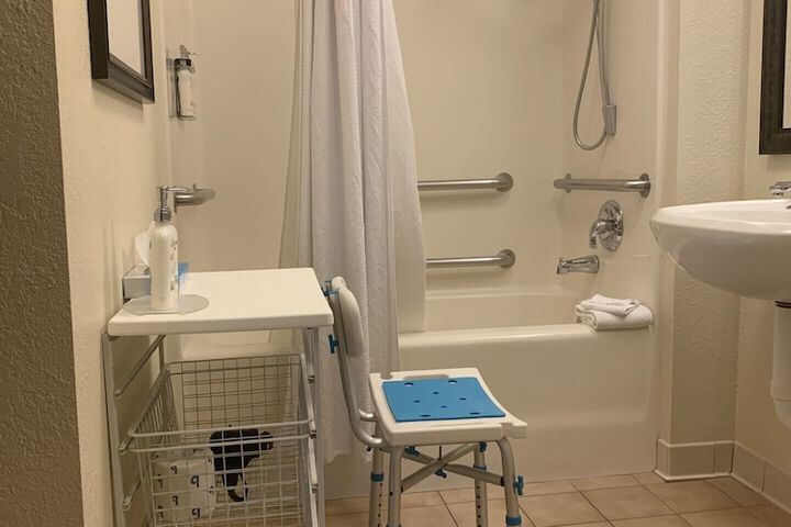 Staybridge Suites Lincolnshire by IHG