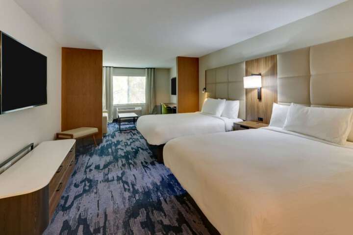 Room 16 of 24
