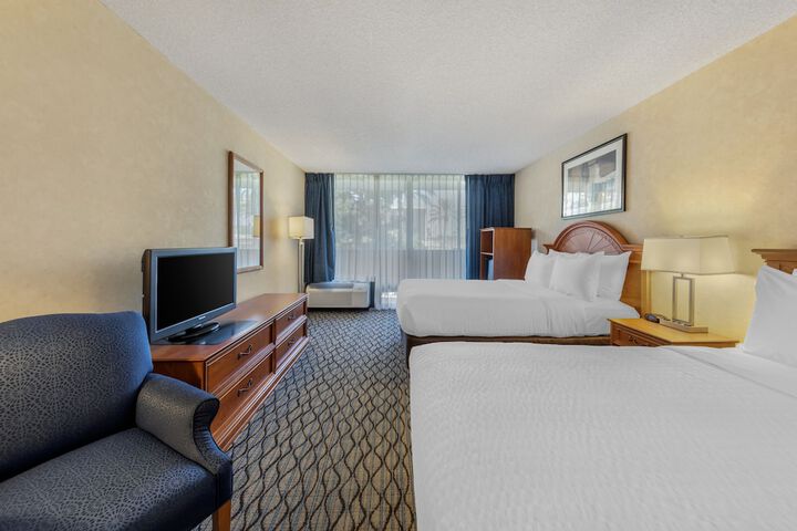 Room 15 of 32