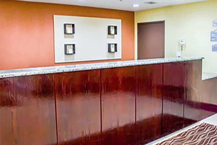 Hotel Interior 4 of 27