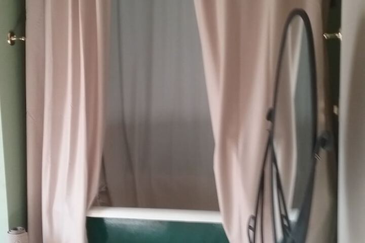 Room 14 of 17