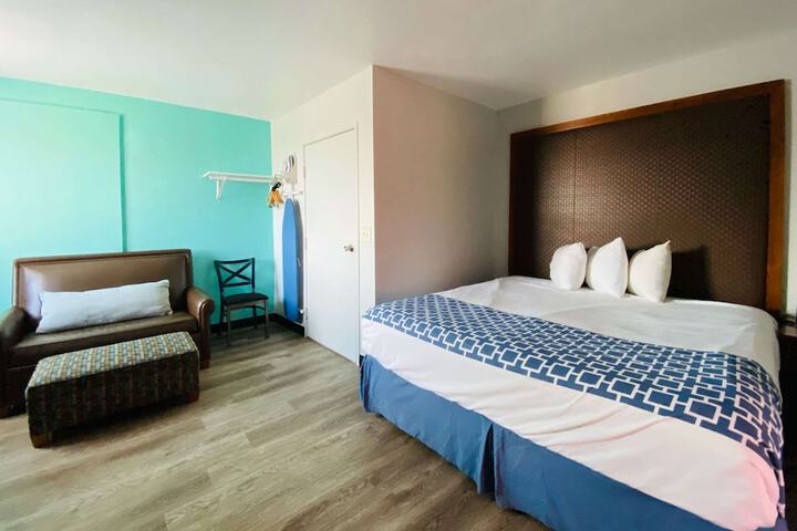 Room 28 of 31