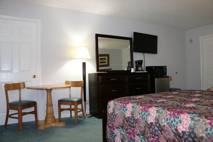 Room 40 of 62