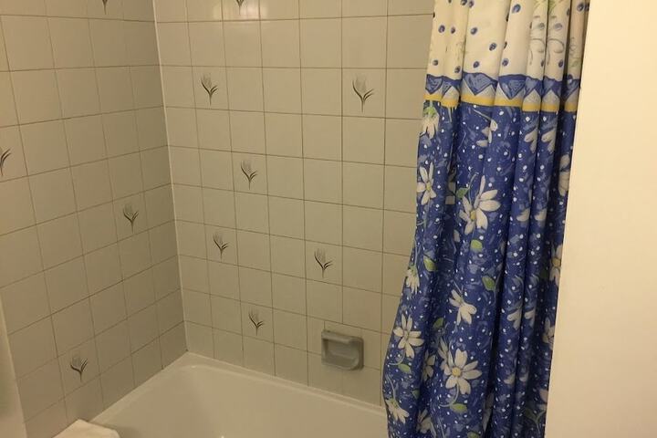 Room 5 of 31