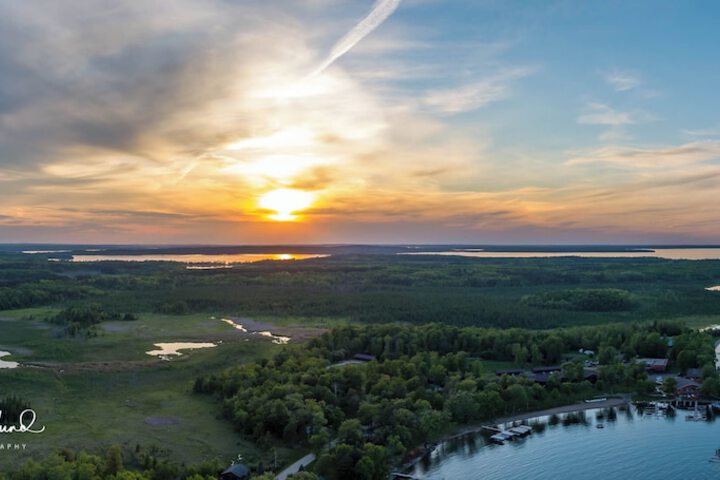 Horseshoe Bay Lodge