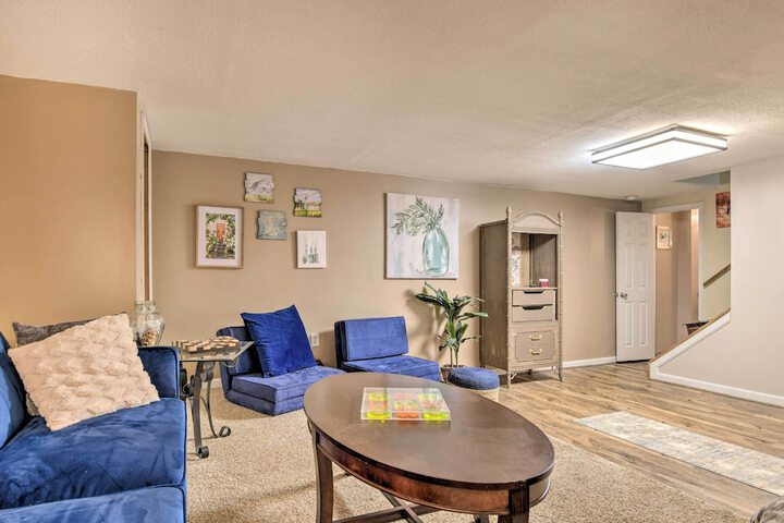 Bel Air Apartment w / Pool 2 Mi to Main St