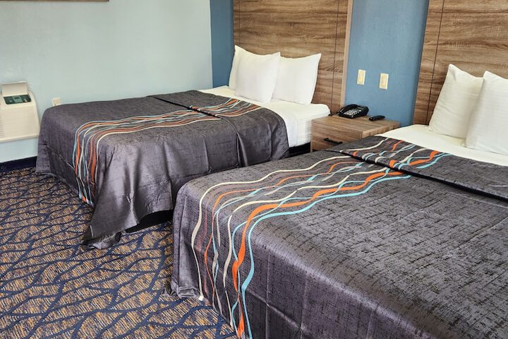Room 18 of 24