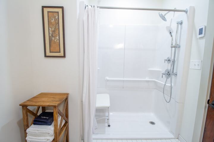 Room 12 of 41