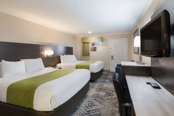 Room 16 of 30
