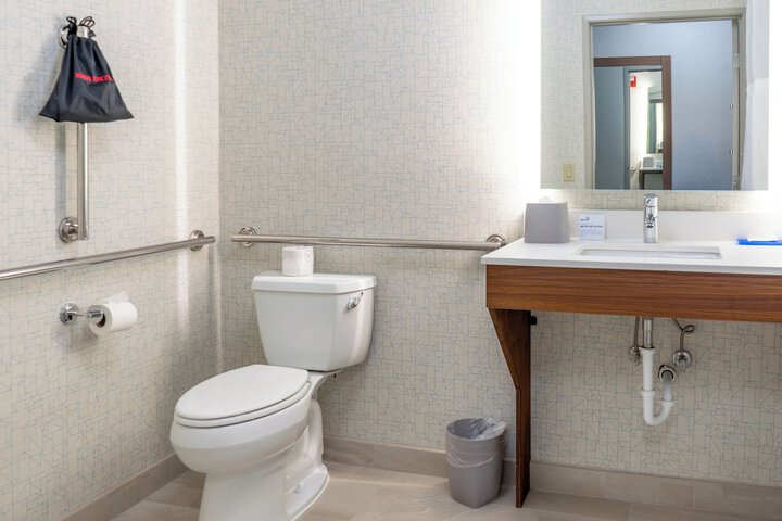 Holiday Inn Express Hotel & Suites a Lake Zurich-Barrington by IHG
