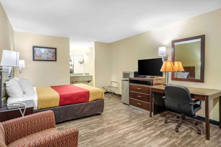 Econo Lodge Rolla I-44 Exit 184 Near Missouri University of Science and Technology