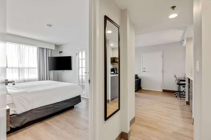 Room 40 of 134