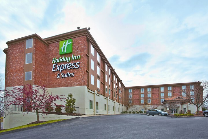 Holiday Inn Express Hotel & Suites Pittsburgh West Mifflin by IHG