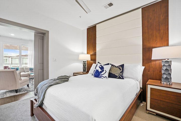 Room 30 of 118