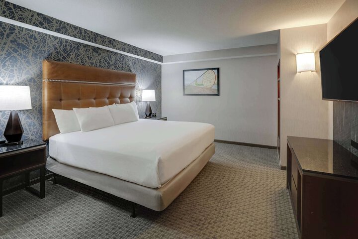 Room 15 of 66