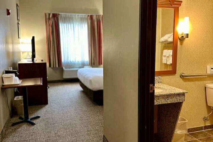Room 59 of 83