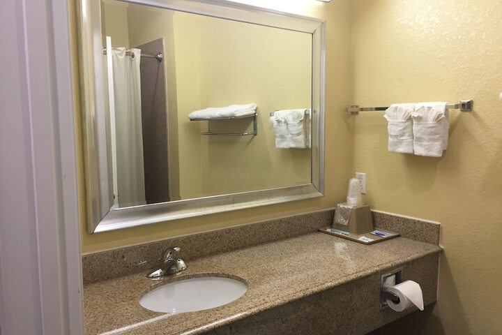 Room 15 of 21