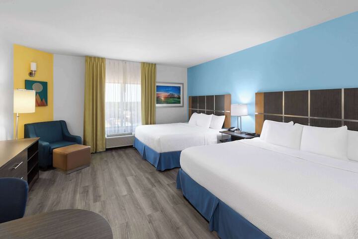 Room 40 of 52