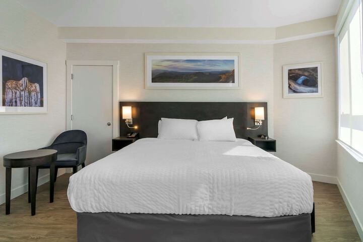 Room 34 of 56