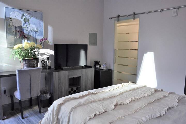 Room 21 of 48