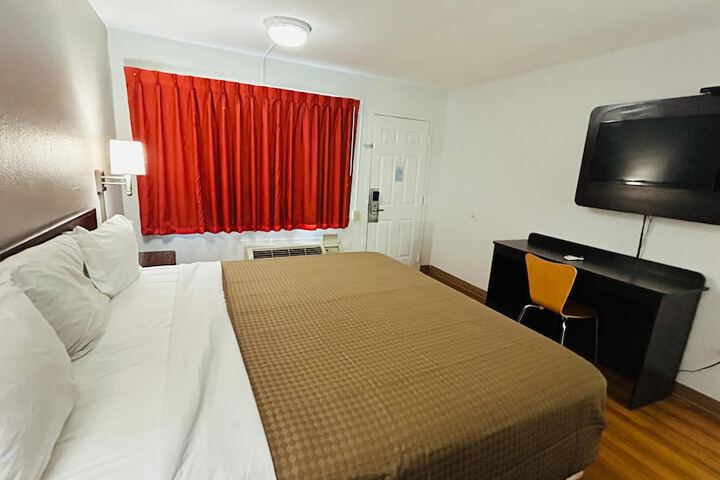Room 9 of 45