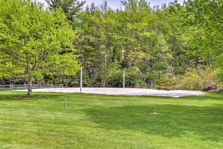 Game Room & Fire Pit: Chic Pocono Pines Home!