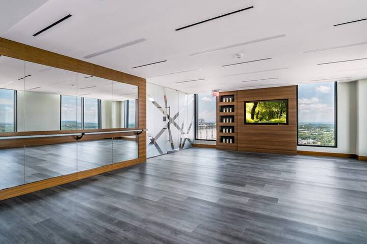 Global Luxury Suites at Reston Town Center